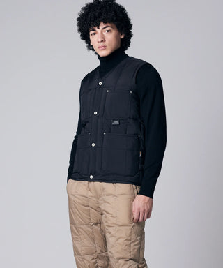 BLACK／Model Height 180cm／Wearing Size M