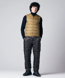 KHAKI／Model Height 180cm／Wearing Size M