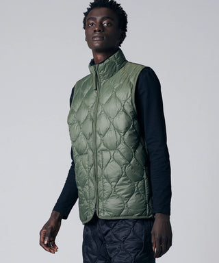 OLIVE／Model Height 184cm／Wearing Size M