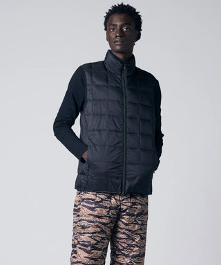 BLACK／Model Height 184cm／Wearing Size M