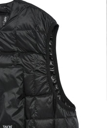 MOUNTAIN HI-NECK W-ZIP LIGHT DOWN VEST (800FP)