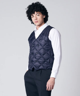 NAVY／Model Height 180cm／Wearing Size M