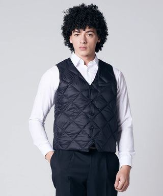 BLACK／Model Height 180cm／Wearing Size M