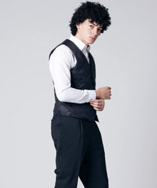 BLACK／Model Height 180cm／Wearing Size M