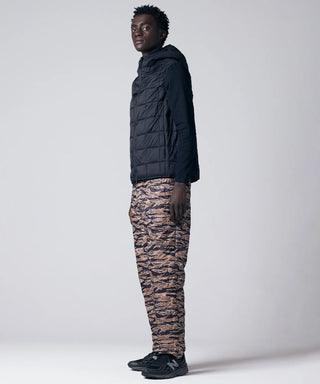 BLACK／Model Height 184cm／Wearing Size M