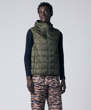 D.OLIVE／Model Height 184cm／Wearing Size M