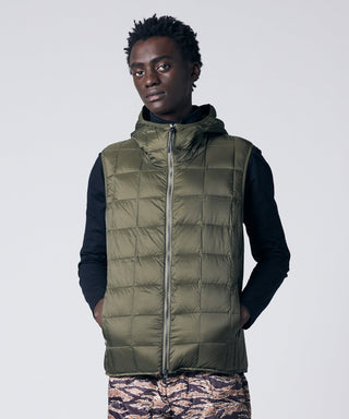 D.OLIVE／Model Height 184cm／Wearing Size M