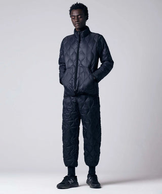 BLACK／Model Height 184cm／Wearing Size M