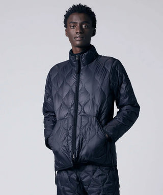 BLACK／Model Height 184cm／Wearing Size M