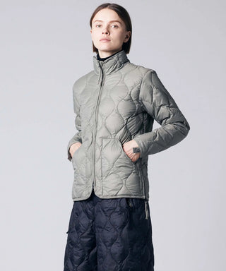 D.SAGE GREEN／Model Height 171cm／Wearing Size XS