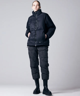 BLACK／Model Height 170cm／Wearing Size XS