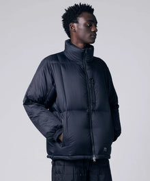 BLACK／Model Height 184cm／Wearing Size M