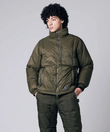 D.OLIVE／Model Height 180cm／Wearing Size M