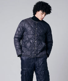 D.CHARCOAL／Model Height 180cm／Wearing Size M