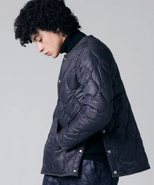 D.CHARCOAL／Model Height 180cm／Wearing Size M