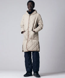 D.BEIGE／Model Height 184cm／Wearing Size M