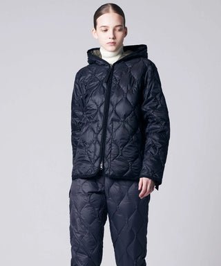 BLACK／Model Height 170cm／Wearing Size XS