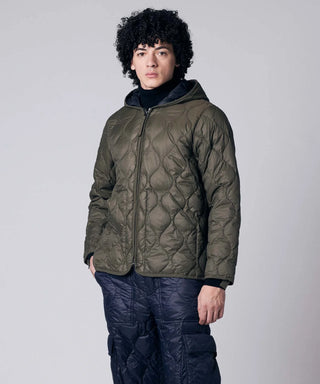 D.OLIVE／Model Height 180cm／Wearing Size M