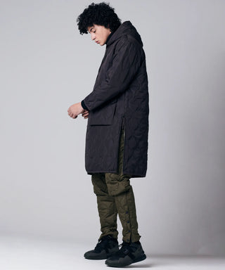 CHARCOAL／Model Height 180cm／Wearing Size M