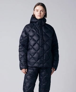 BLACK／Model Height 171cm／Wearing Size XS