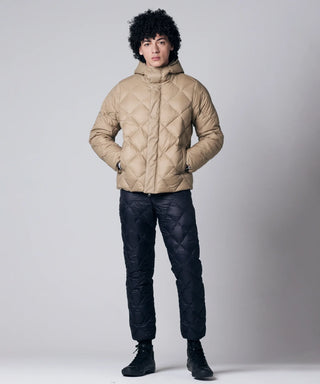 G.BEIGE／Model Height 180cm／Wearing Size M
