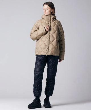 G.BEIGE／Model Height 171cm／Wearing Size XS