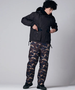 BLACK／Model Height 180cm／Wearing Size M