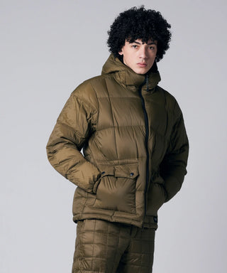 OLIVE／Model Height 180cm／Wearing Size M