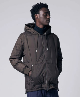 D.BROWN／Model Height 184cm／Wearing Size M