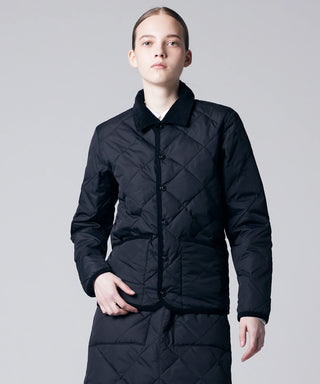 BLACK／Model Height 170cm／Wearing Size XS