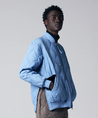 BLUE DENIM／Model Height 184cm／Wearing Size M