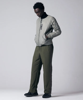 D.SAGE GREEN×D.OLV／Model Height 184cm／Wearing Size M