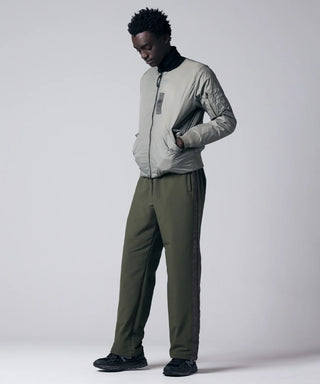 D.SAGE GREEN×D.OLV／Model Height 184cm／Wearing Size M