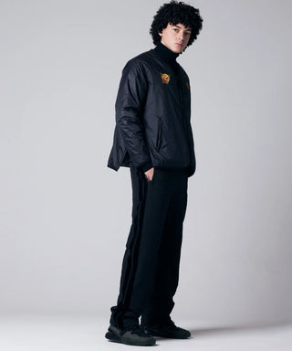 BLACK／Model Height 180cm／Wearing Size M