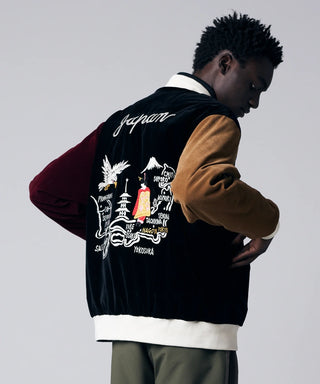 CRZY／Model Height 184cm／Wearing Size M