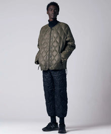 D.OLIVE／Model Height 184cm／Wearing Size L