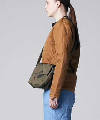 D.KHAKI／Model Height 170cm