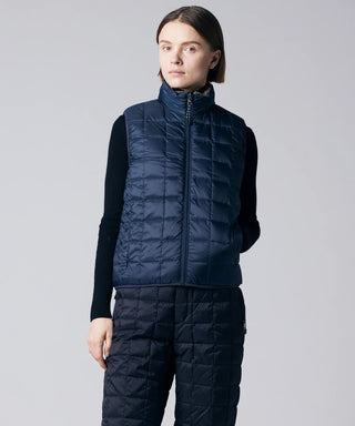 D.NAVY×BEIGE／Model Height 171cm／Wearing Size XS