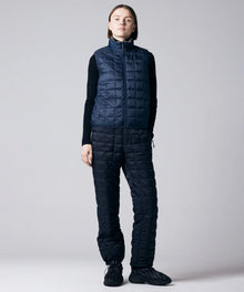D.NAVY×BEIGE／Model Height 171cm／Wearing Size XS