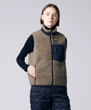 D.NAVY×BEIGE／Model Height 171cm／Wearing Size XS