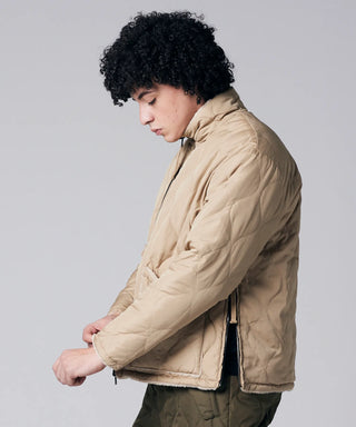 COYOTE×BEIGE（DOWN SIDE）／Model Height 180cm／Wearing Size M