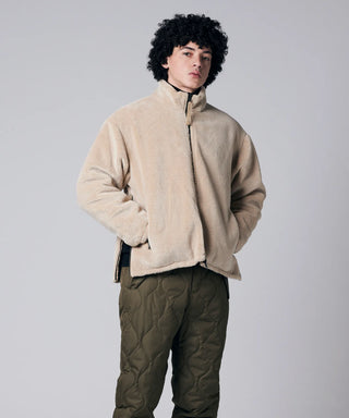 COYOTE×BEIGE（BOA SIDE）／Model Height 180cm／Wearing Size M