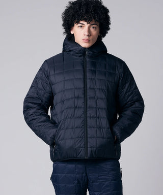 D.NAVY×BLACK／Model Height 180cm／Wearing Size M