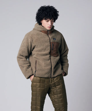 L.BROWN×BEIGE／Model Height 180cm／Wearing Size M