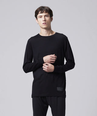 BLACK / Model Height 178cm / Wearing Size M