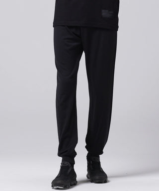 BLACK / Model Height 178cm / Wearing Size M
