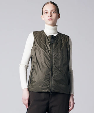 D.SAGE GREEN×D.OLV／Model Height 170cm／Wearing Size XS