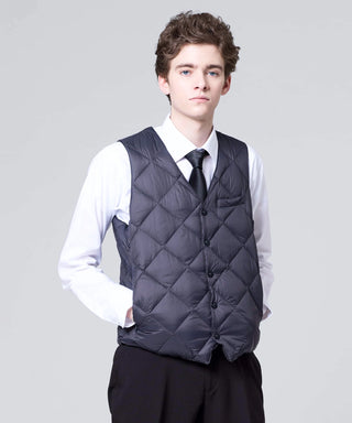 D.CHARCOAL／Model Height 182cm／Wearing Size M