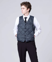 CHARCOAL／Model Height 182cm／Wearing Size M