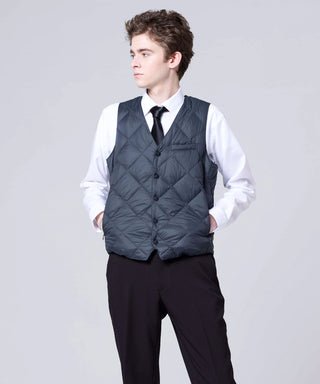 CHARCOAL／Model Height 182cm／Wearing Size M